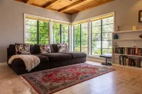 LUXURIOUS- LOS ANGELES- SINGLE STORY- HOME-PANORAMIC VIEW-POOL-SPA