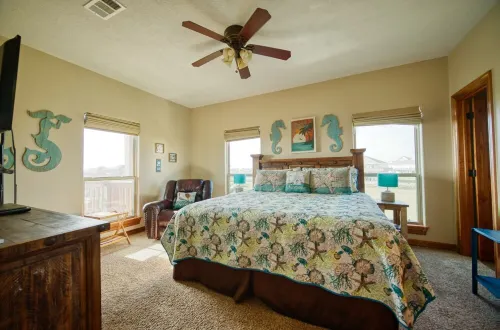 Discover Tranquility Near Bolivar Peninsula & Crystal Beach