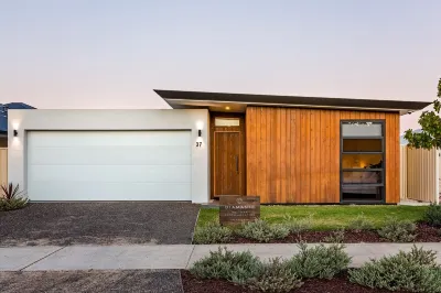 "Diamante" a brand new 3 bedroom 2 bathroom house in the heart of Dunsborough!