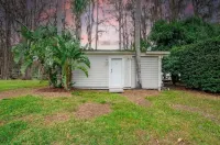 Lakefront Studio - Cozy - Stunning Views