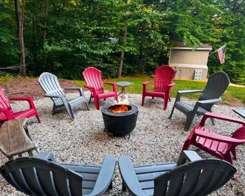 Close to Lake ~ Htub ~ Game Rm ~ FirePit ~ Stunning Design Hotels in Madison