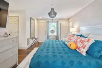 Living The Dream in Belmont NC / Heated Pool!