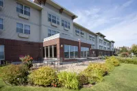 Hampton Inn by Hilton Duluth Canal Park Các khách sạn ở Duluth