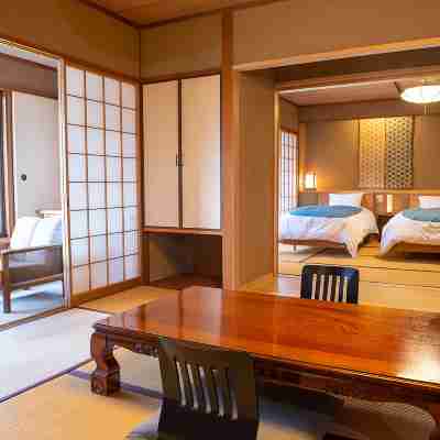 湯元荘 東洋館 Rooms