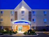 Candlewood Suites Kenosha Hotels near Simmons Beach