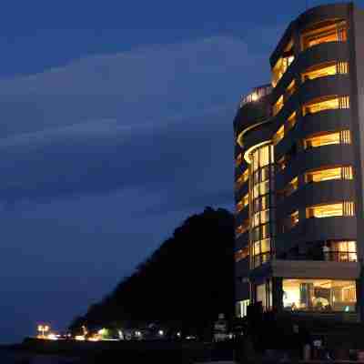 ラグジュアリー和ホテル 風の薫 UMI Hotel Exterior