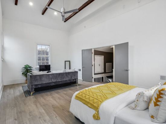 LOCATION! Close to Downtown, French Quarter, Treme & Mid-City