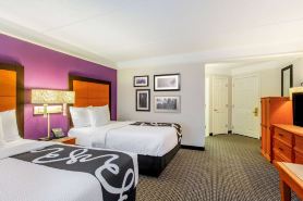 La Quinta Inn & Suites by Wyndham Raleigh Durham Airport