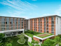 Pullman Khao Lak Resort Các khách sạn gần Wat Khok Khian