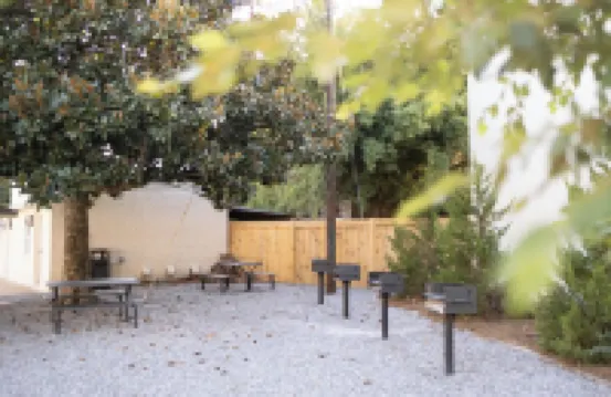 2Br w/Pool in the Perfect Location Near Beach and Downtown! Porter #10