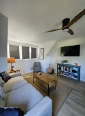 Charming 1-Bedroom Carriage House Near Marietta Square