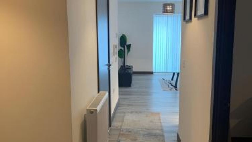 Raphvin Apex Abode - Two Bedroom Apartmentparking