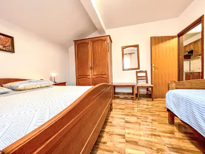 Apartment Marino Hotels near Županijska cesta 6005