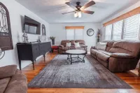 Main Street Stay Các khách sạn ở Lindsborg