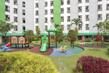 RedLiving Apartemen Green Lake View Ciputat - Pelangi Rooms 2 Tower E