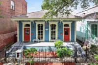 Camelback Guest House Hotels in Central City