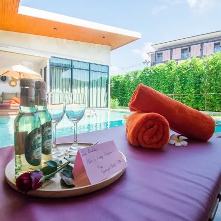 Good Night Pool Villa Phuket
