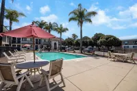 Motel 6 Lompoc, CA - Pools