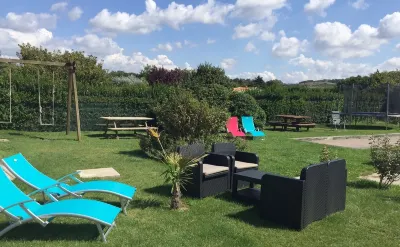 Hôtel Maison Blanche: Résidence tourisme, Gîtes, Appartements avec piscine, sauna, spa, Location saisonnière Hauts-de-France Hôtels à proximité de : Cap Blanc Nez