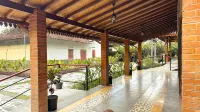 Kinarigiri Villa Manisrenggo住宿飯店