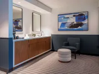 Cambria Hotel Boston Somerville Các khách sạn gần Quảng trường Harvard
