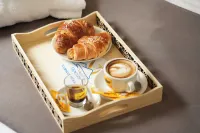 Napolitano Rooms (Central Station)