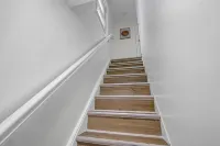New! Renovated 1BR w/ King: Modern Comfort