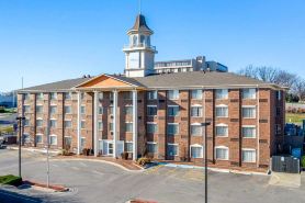 Sonesta Essential Hotels Overland Park