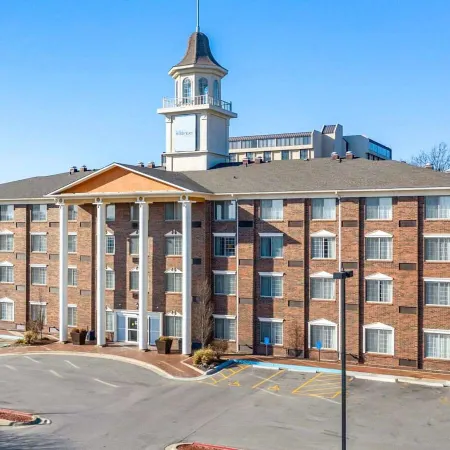 Sonesta Essential Hotels Overland Park