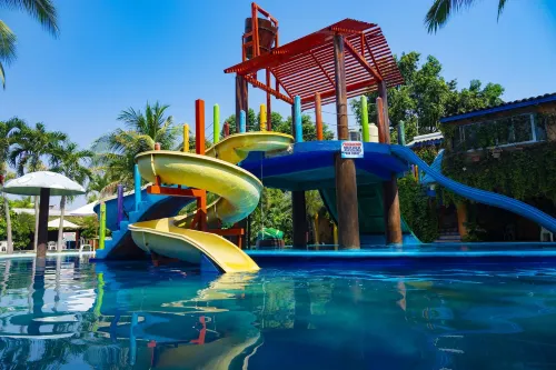 Balneario y Cabañas Isis Hotels in La Huerta