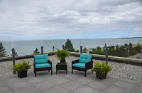 The Sands Hotels in Wiarton