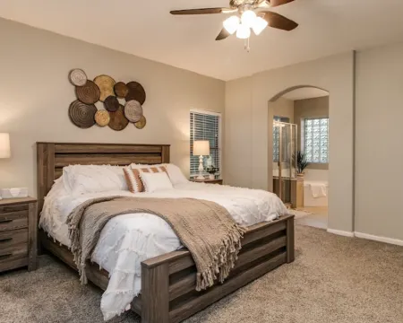 Massive 5 Bdrm Getaway WPool, Hot Tub, Game Room Hotels in Gilbert