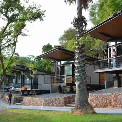 海灘小屋度假村 Hotel Exterior