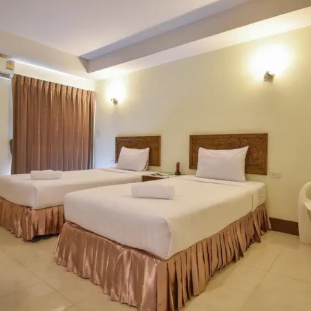 Trat Center Hotel