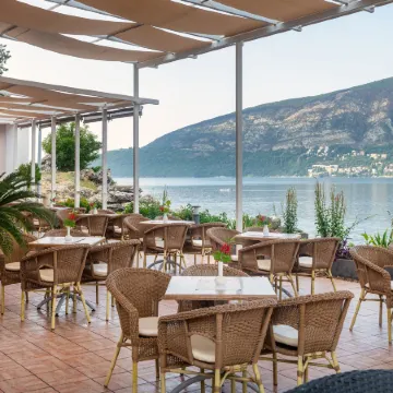 Hunguest Hotel Sun Resort Отели в г. Герцег-Нови