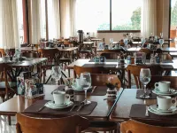 Hope Valley Adventure - breakfast