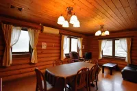 Canadian Log Cottage Takitaro Hotels in Ikeda
