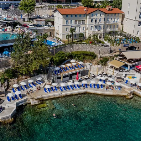 Hotel Domino