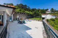 Casa da Leira Hotels near Parque de Lazer de Castelinho