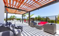 Skylight Suites Restaurant Bar Hotels in Puerto Plata