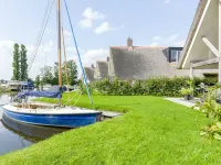 Lakeside Villa Near Sneekermeer - Homestays