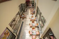 Miramar Apartment Hotels near Madeira Story Centre