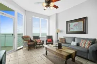 아쿠아 비치 리조트 바이 팬핸들 겟어웨이