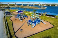 206 Queen Suite, 2nd Floor Low Tide