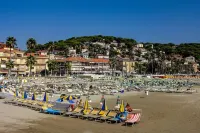 Front Beach Magic Sea - Sea Front - Happy Rentals