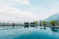 The Panoramic Getaway