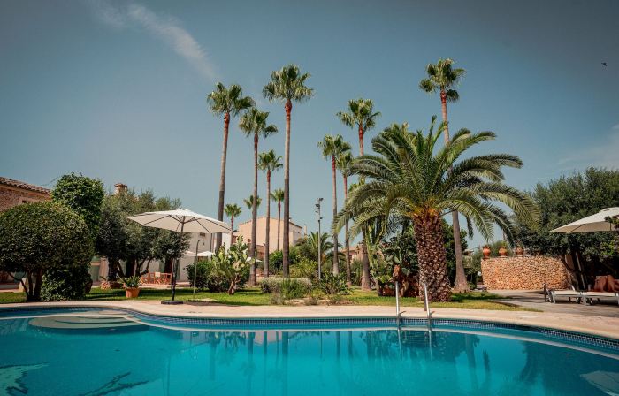 Curolla Petit Hotel