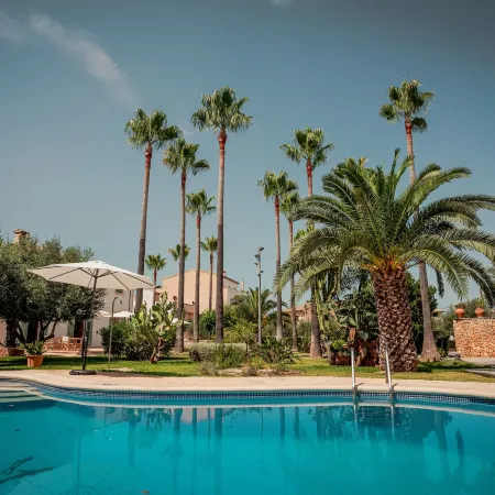Curolla Petit Hotel