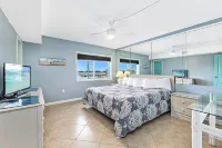 Aqua Villa 302 Hotels near Five Below