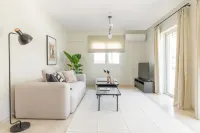 Superior 3Br Apartment in Chalandri